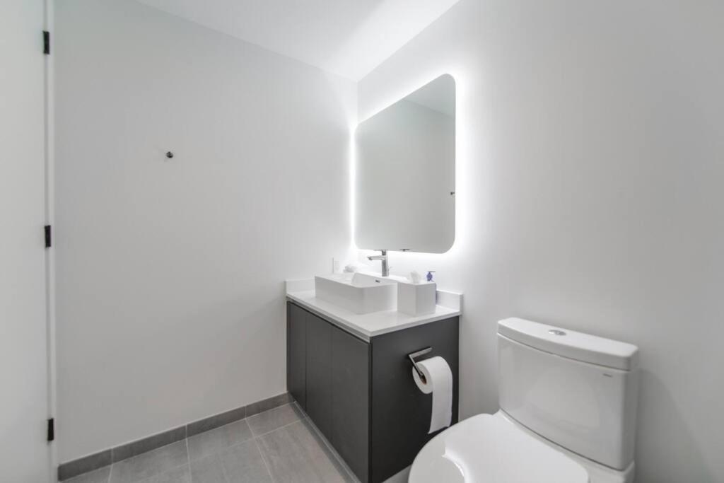 Wonderful Studio Apartment With Great Views And Pool Miami Buitenkant foto
